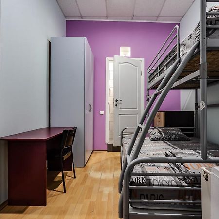Mister Hostel Lviv Extérieur photo