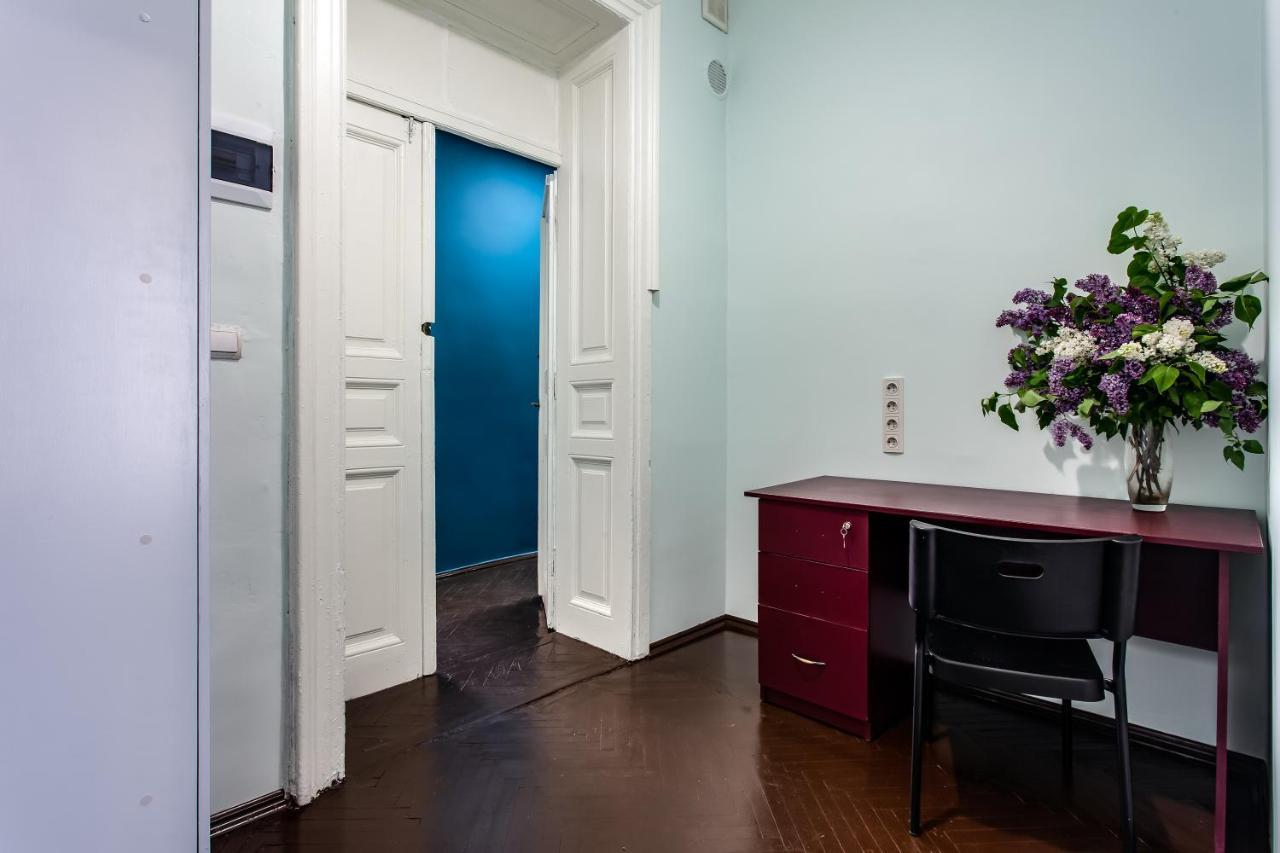 Mister Hostel Lviv Extérieur photo