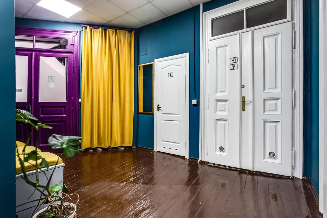 Mister Hostel Lviv Extérieur photo