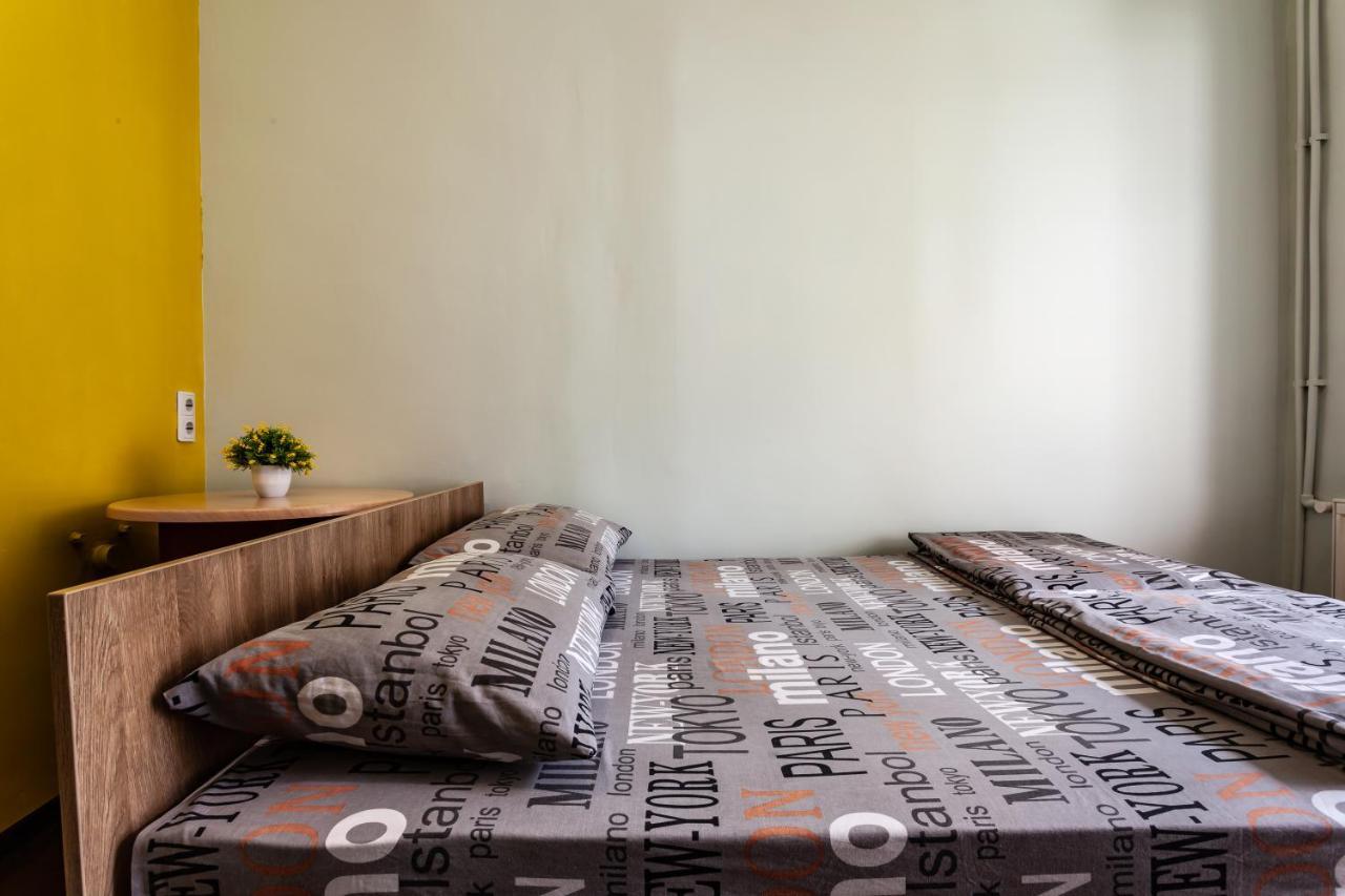 Mister Hostel Lviv Extérieur photo